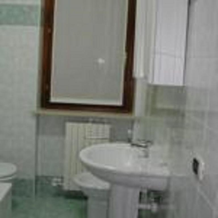 Casa Lavoro Vancanza Daire Castelnuovo del Garda Oda fotoğraf