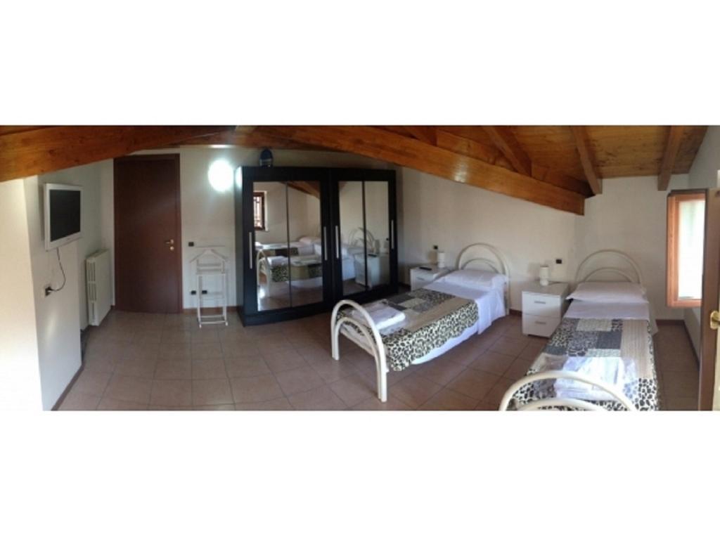 Casa Lavoro Vancanza Daire Castelnuovo del Garda Oda fotoğraf